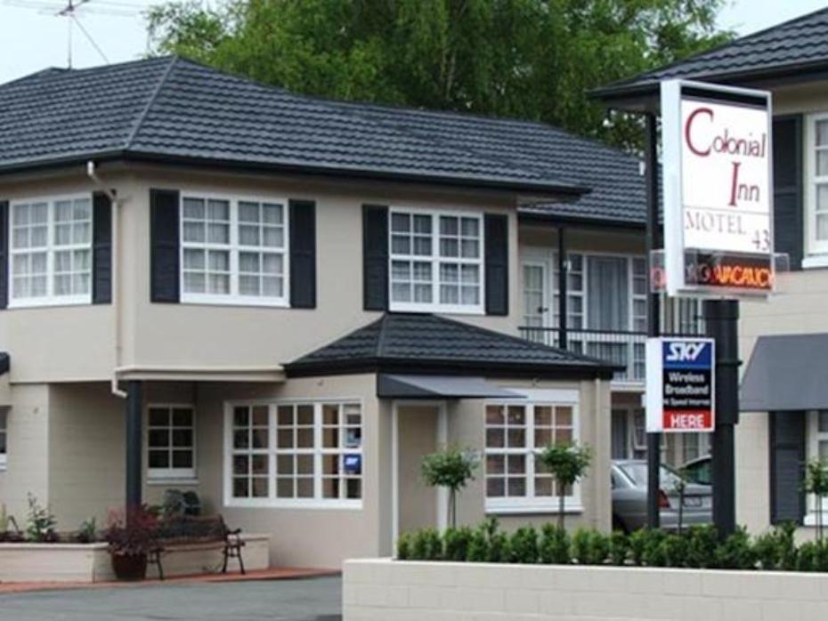 Colonial Inn Motel Крайстчърч Екстериор снимка