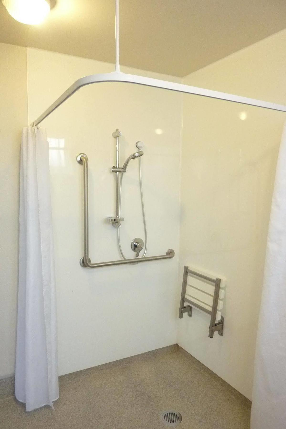 Colonial Inn Motel Крайстчърч Екстериор снимка